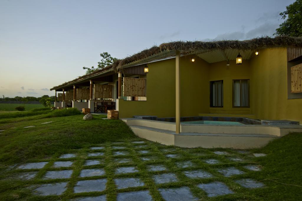 Asiatic Lion Lodge Sasan Gir Buitenkant foto