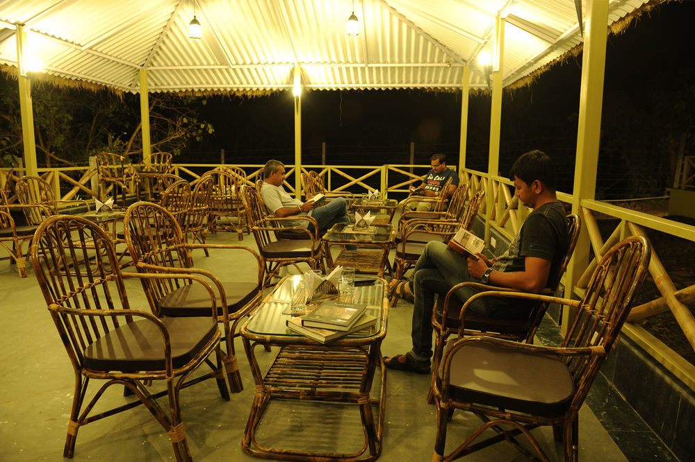 Asiatic Lion Lodge Sasan Gir Buitenkant foto